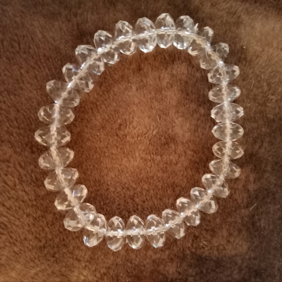 Bracelets - Picture 4 of 6